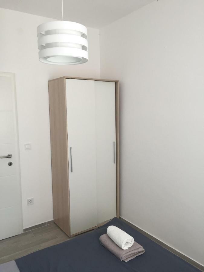 Apartments Keko Primosten Exterior photo