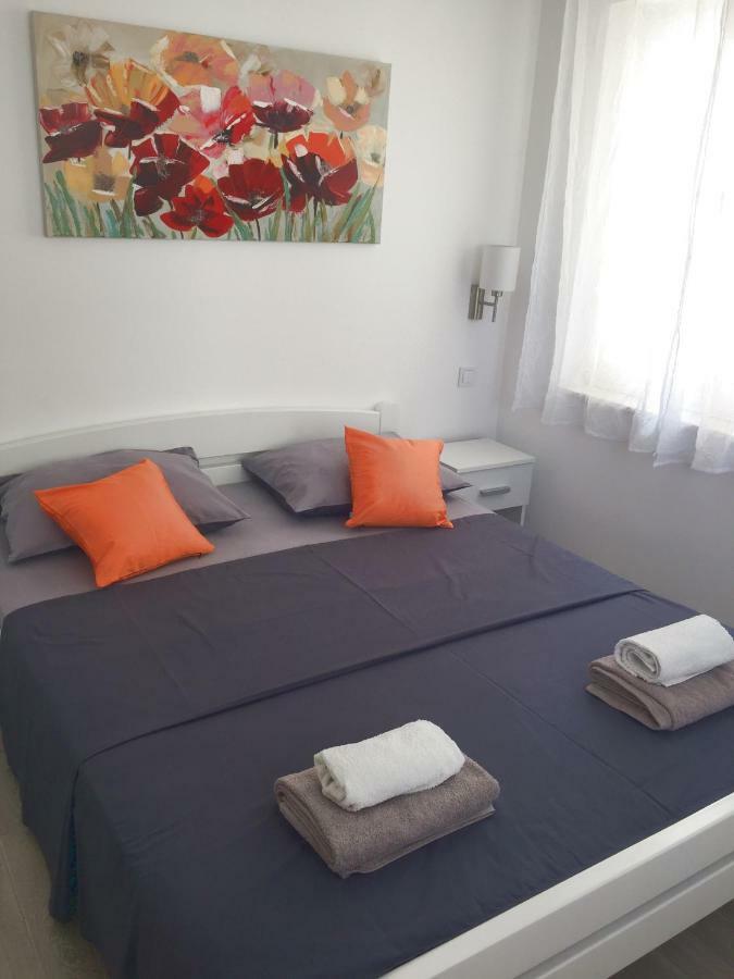 Apartments Keko Primosten Exterior photo